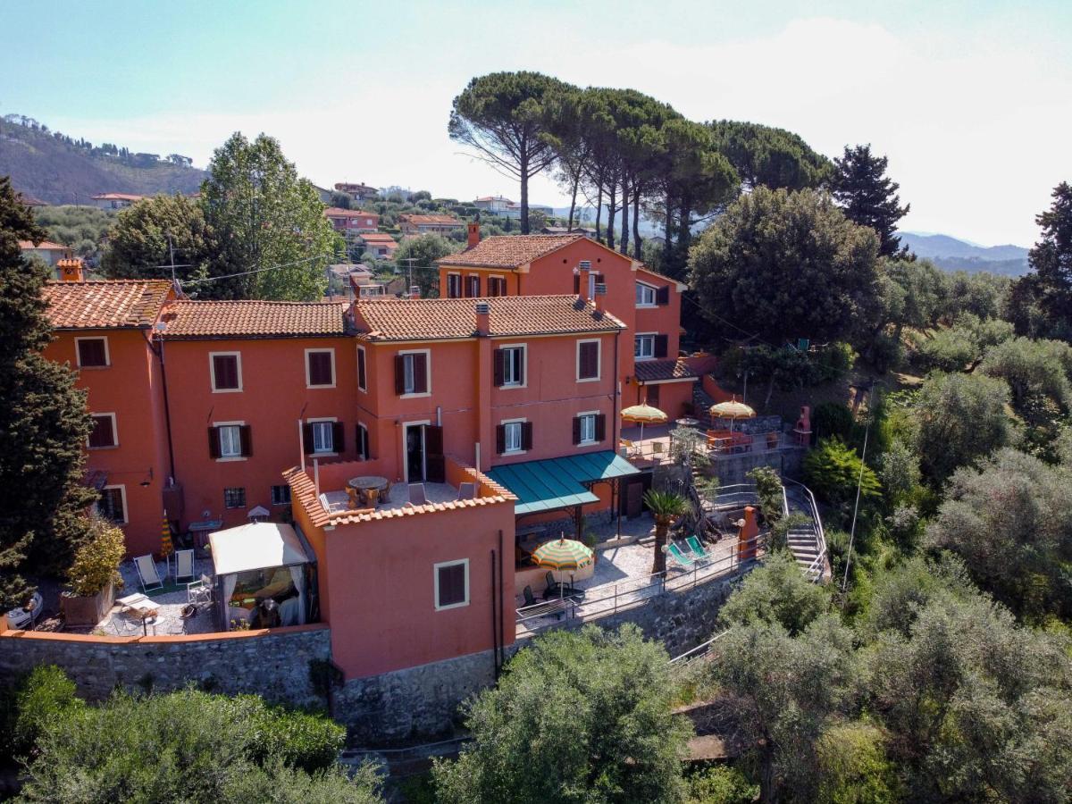 Casale Belvedere "Il Melograno" Massarosa Exterior foto